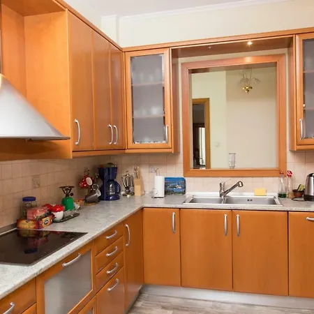 Veta's Spacious