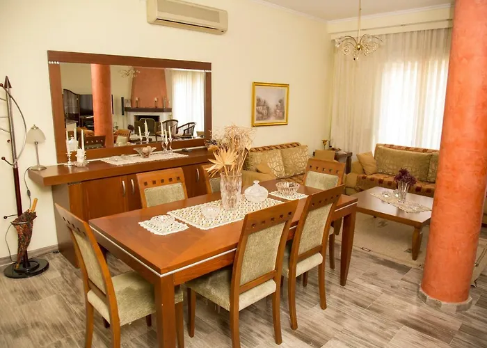 Veta's Spacious * Serres