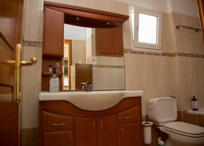 Veta's Spacious 塞雷